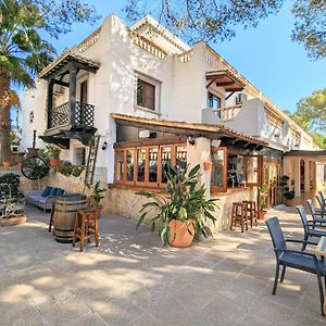 Don Carlos Friendly Hotel